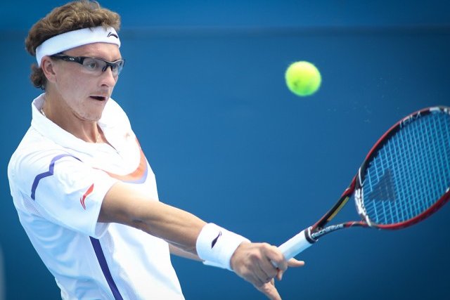 Истомин вышел в четвертьфинал турнира Apia International Sydney