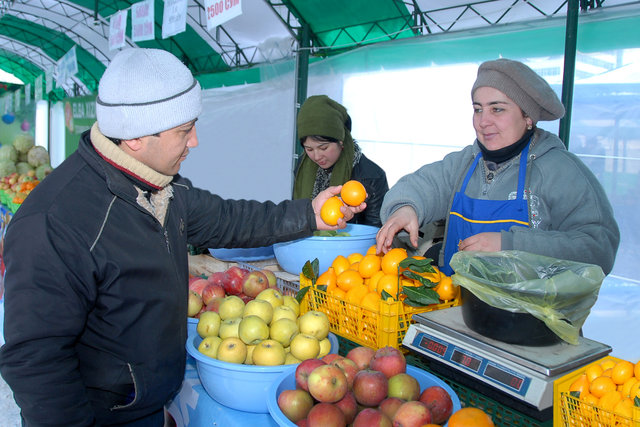 «Bozorlarda yuqori cheklangan narxlar ijtimoiy himoya maqsadida o‘rnatilmoqda»