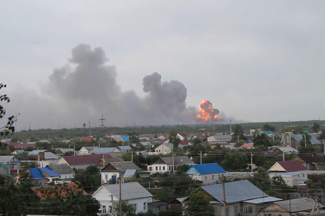 Из-за взрывов снарядов под Самарой эвакуировано 6000 человек