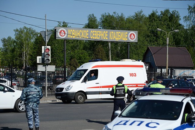 В массовой драке на кладбище в Москве погибли трое