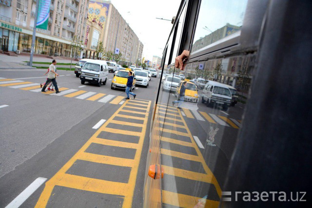 Фото. Трамвай в Самарканде: переполненные вагоны, радость детей