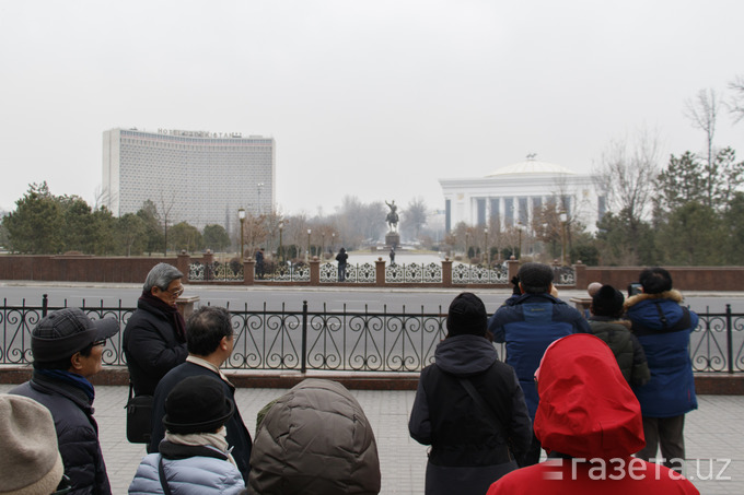 Транзит бўйича ҳаракатланаётган йўловчиларга қисқа муддатли визалар берилади