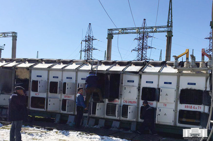 Перебои с холодной водой в Ташкенте связаны с пожаром на подстанции в Кибрае