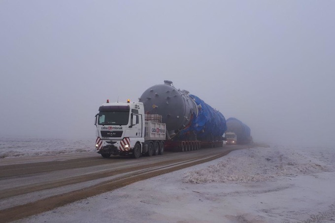 Фото: GTL заводига етказиладиган йирик технологик ускуналарнинг ташилиши