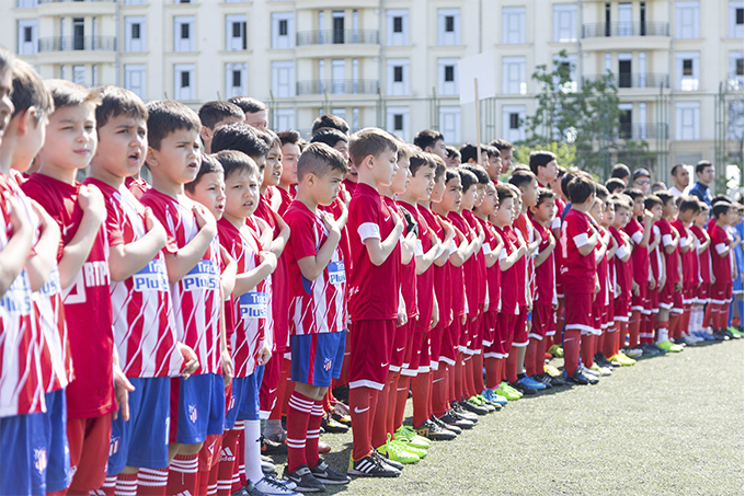 Junior провел футбольный турнир «Лига частных школ»