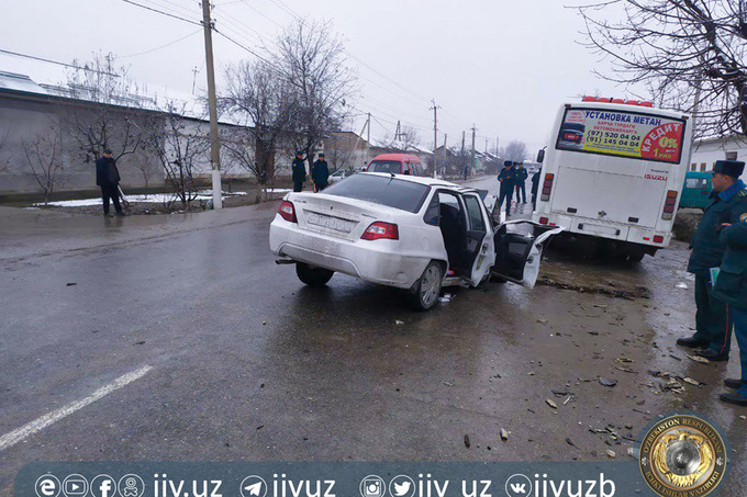 В аварии Nexia и Isuzu погиб человек, трое пострадали