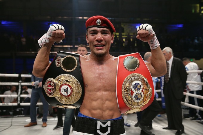 Муроджон Ахмадалиев — чемпион мира WBA и IBF