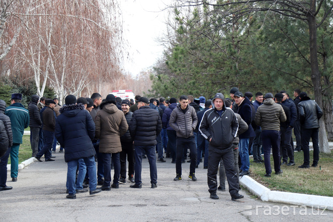 Встреча пострадавших с членами правительства в Ташкенте 17 февраля.