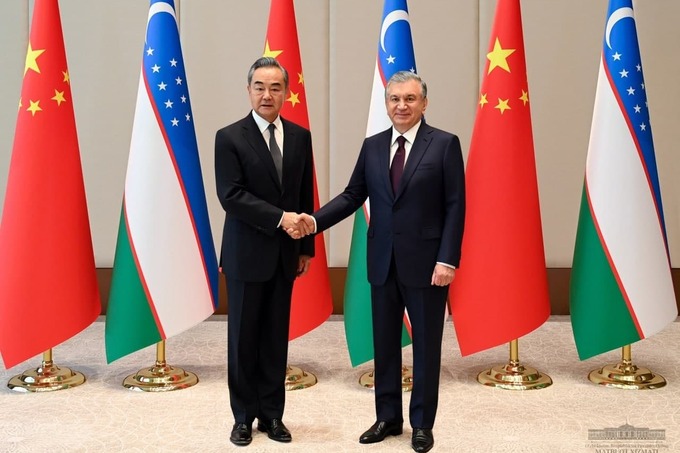 Shavkat Mirziyoyev Xitoy tashqi ishlar vazirini qabul qildi