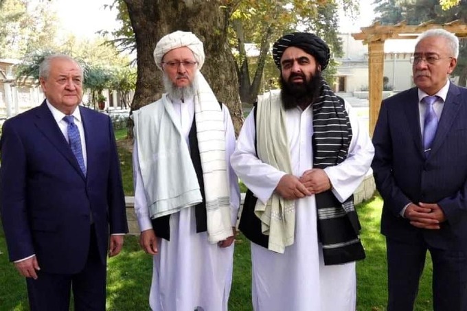 Abdulaziz Kamilov, Abdul Salam Xanafi, Amir Xan Mottaki i Ismatulla Irgashev.