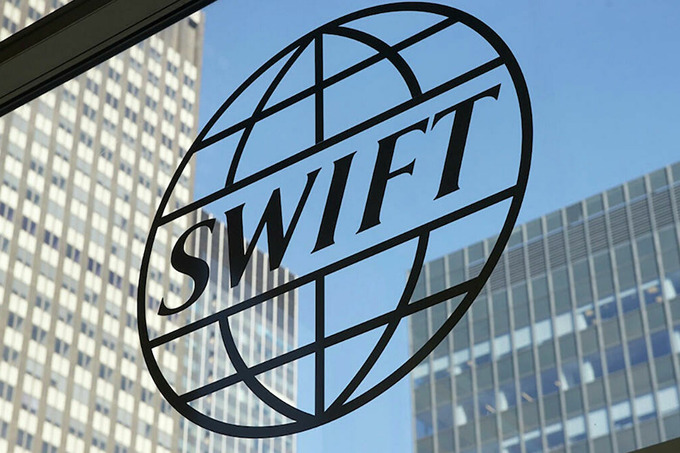 Европа Иттифоқи Россиянинг 7 та банкини SWIFT тизимидан узиб қўйди