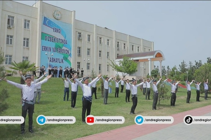 Хоким Андижанской области объявил «месячник андижанской польки»