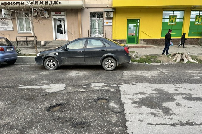 Toshkentning asosiy ko‘chalarida chuqurliklarni bartaraf etish ishlari boshlandi. Qaysi ko‘chalar asosiy hisoblanadi?