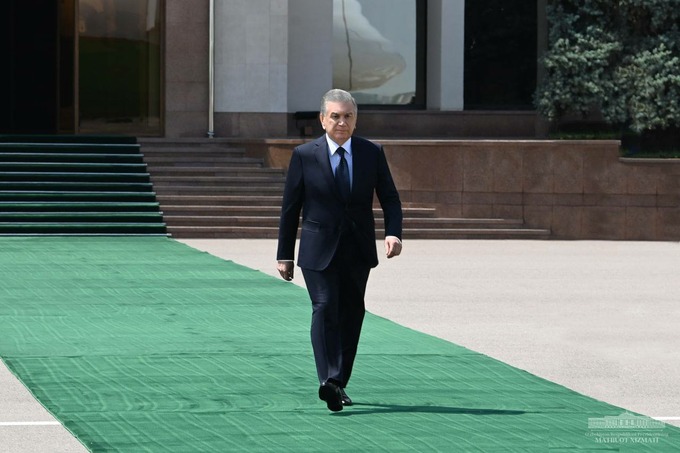 Shavkat Mirziyoyev Abu-Dabiga jo‘nab ketdi