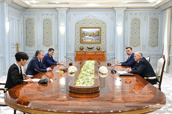 Shavkat Mirziyoyev YeXHT raisini qabul qildi