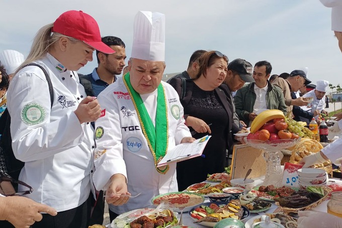 Mo‘ynoqda «Orol baliqlaridan 99 tur taomlar» gastronomik festivali bo‘lib o‘tdi (foto)