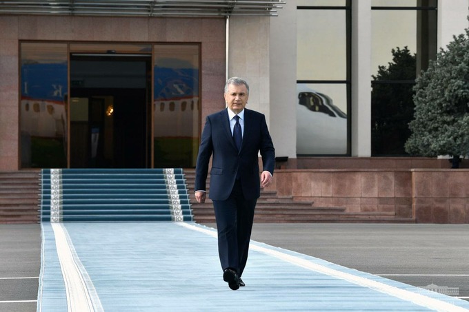 Shavkat Mirziyoyev Vengriyaga jo‘nab ketdi