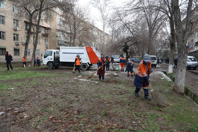 Благоустройство в махалле «Ширин» в Учтепинском районе после визита президента.