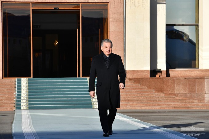 Shavkat Mirziyoyev MDH norasmiy sammitida ishtirok etish uchun Sankt-Peterburgga jo‘nab ketdi