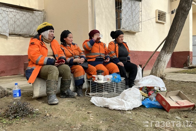 Сотрудницы благоустройства Ташкента пожаловались на условия труда