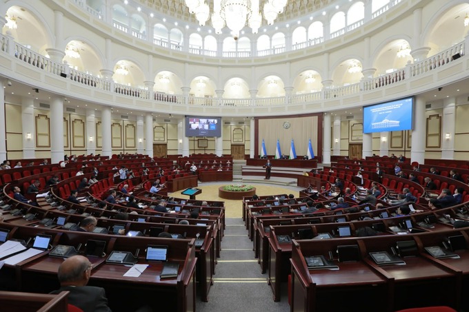 Qonunchilik palatasi tomonidan “Pedagogning maqomi to‘g‘risida”gi qonun loyihasi qabul qilindi