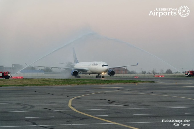 Самарқандда Air Samarkand авиакомпаниясининг илк самолёти кутиб олинди