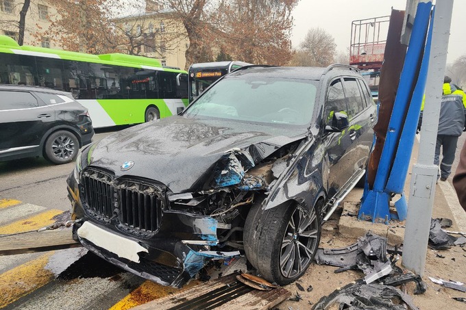 Трое пострадали в результате ДТП в Ташкенте