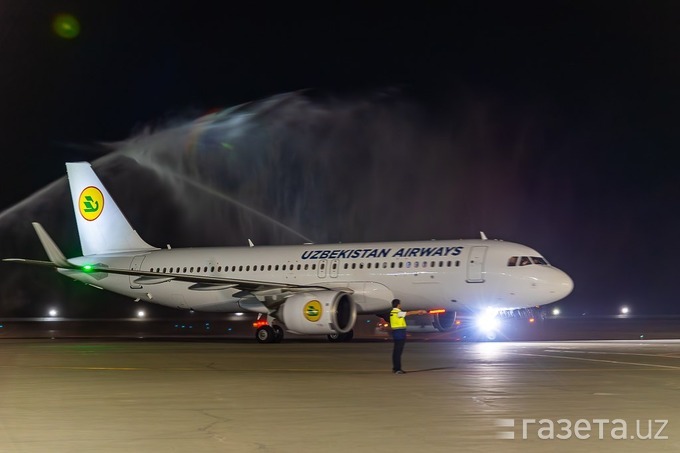 Urganch aeroporti UQY rekonstruksiyasidan so‘ng birinchi reysni qabul qildi (foto)