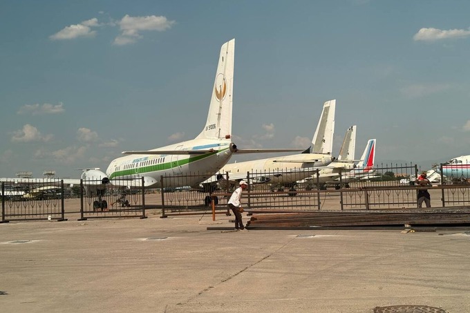 Il-114 samolyotlari qatori, ular orasida samolyotning jahonda yagona hisoblangan yuk tashuvchi versiyasi - Il-114T ham bor.