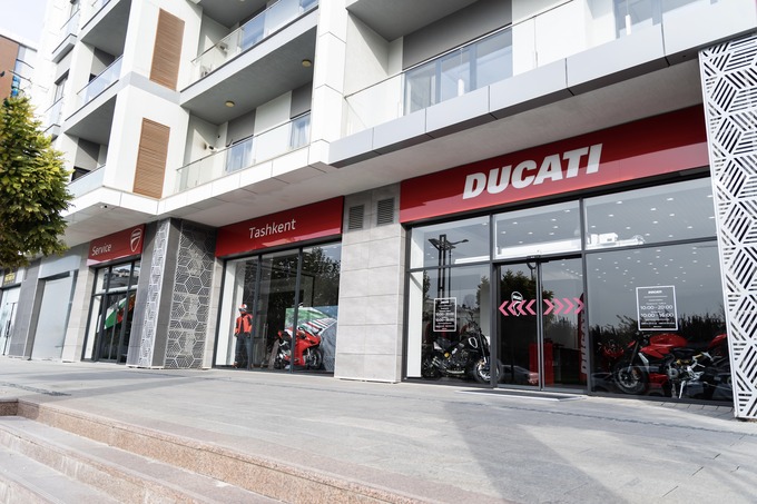 В Ташкенте состоялось открытие первого мотосалона Ducati: итальянский бренд теперь в Узбекистане