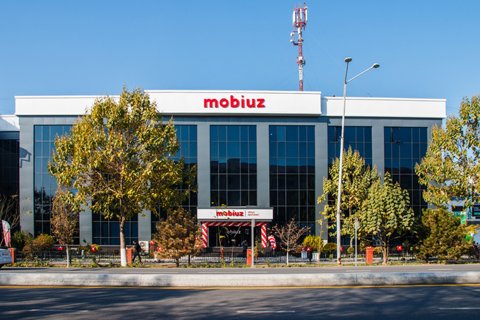 Mobiuz представил праздничные предложения для абонентов